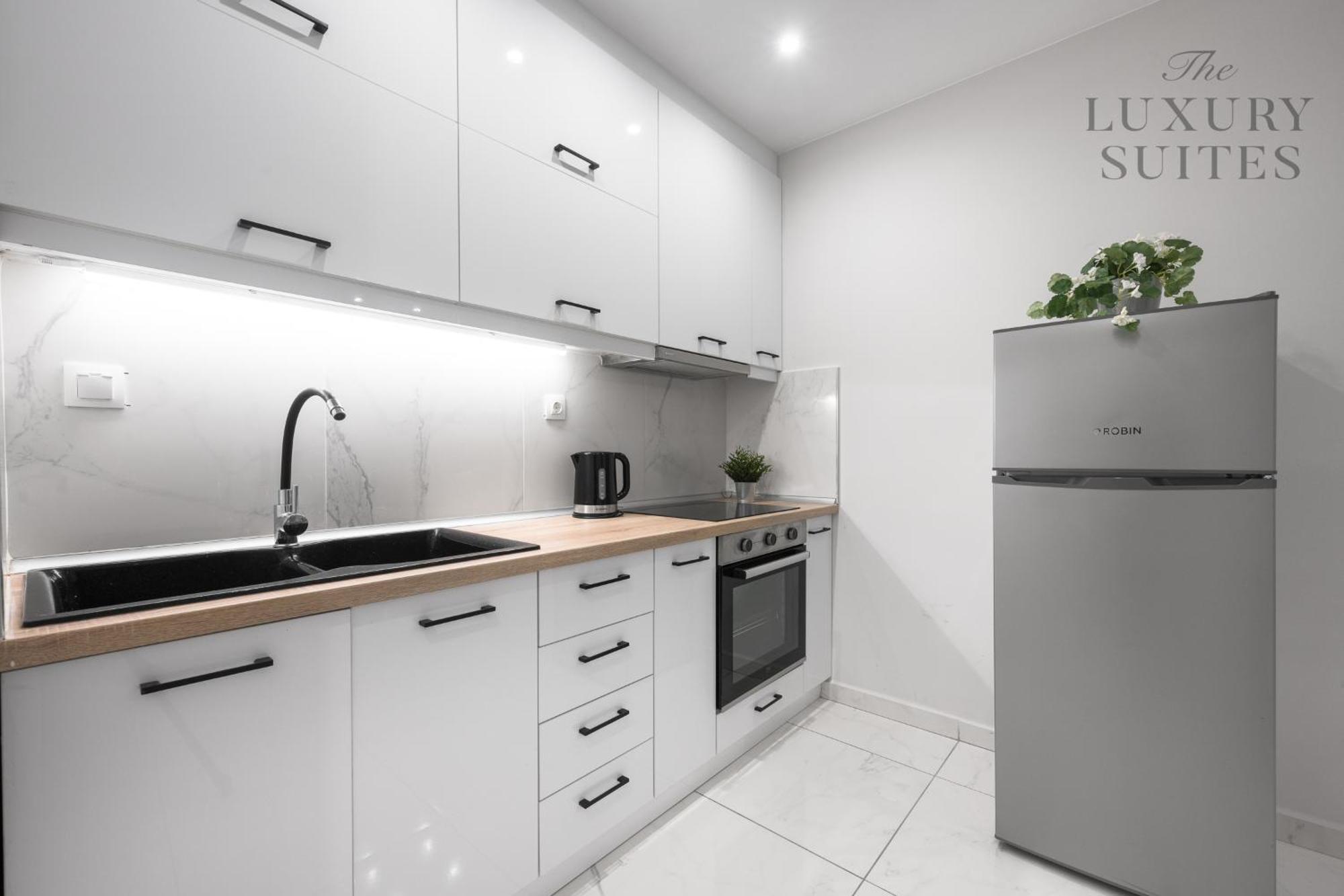 סלוניקי Aelia Apartments, The Luxury Suites מראה חיצוני תמונה