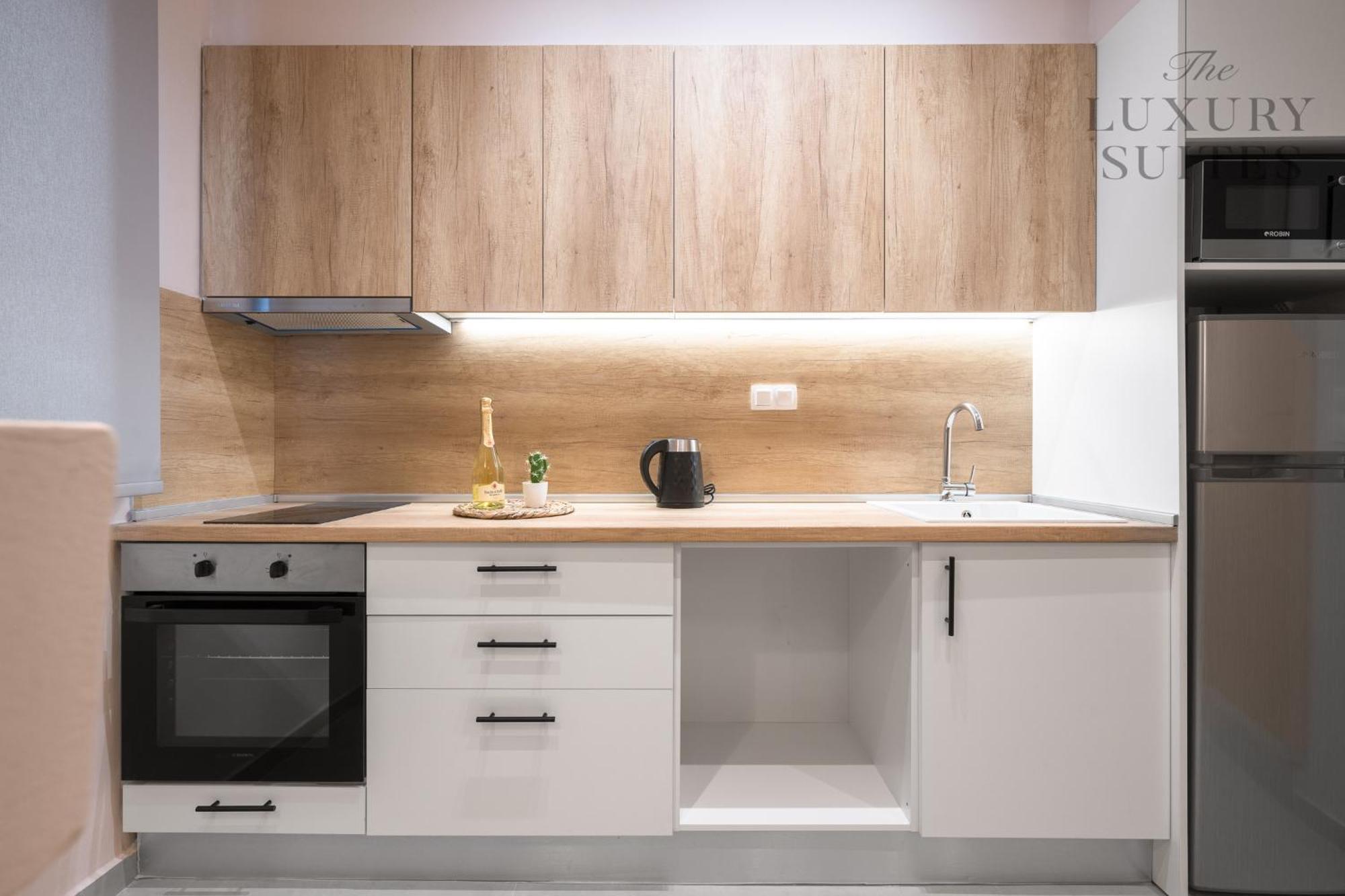 סלוניקי Aelia Apartments, The Luxury Suites מראה חיצוני תמונה